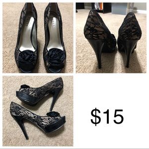 Guess peep-toe Heels